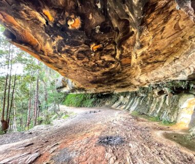 roserockschool | Kings Cave: Exploring the historical Kings Cave.