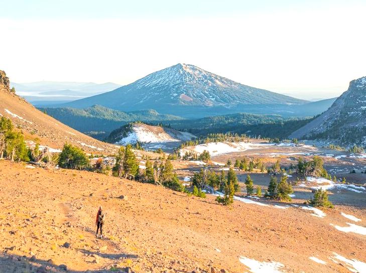 roserockschool | Hike to the Three Sisters: A detailed guide to hiking to the iconic Three Sisters.